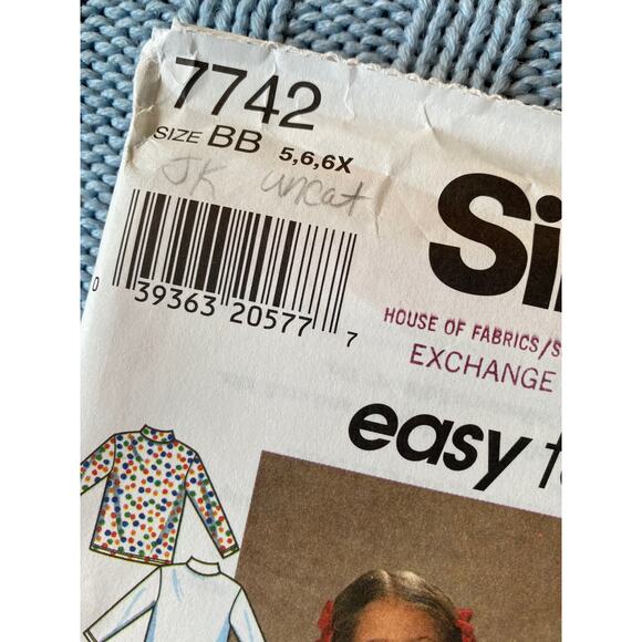 Simplicity sewing pattern  7742 girls jumper top skirt pant - Picture 2 of 5